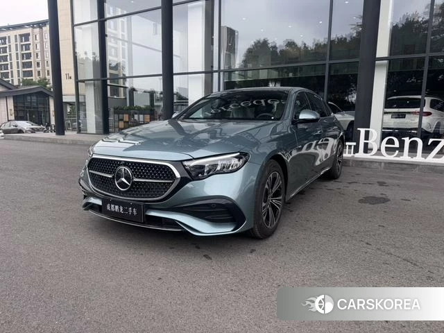 Mercedes-Benz E-class 2025 Зеленый из Китая, фото 5