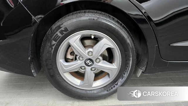 Hyundai Avante AD id 4225690 из Кореи 25