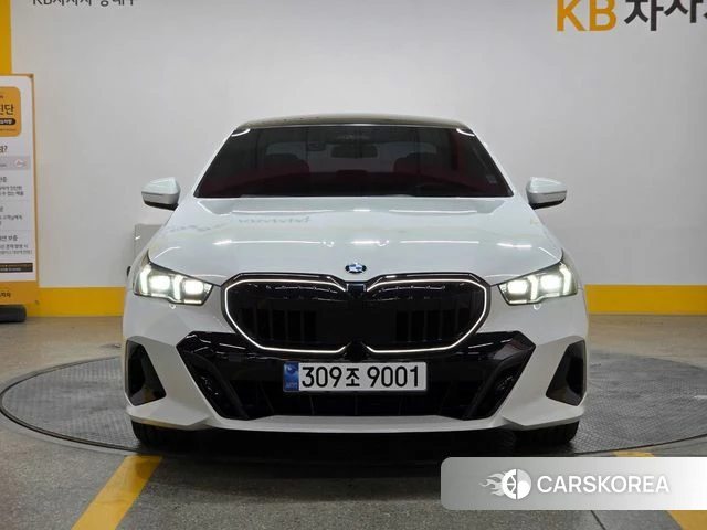 BMW 5 Series (G60) id 4729699 из Кореи 15