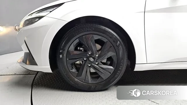 Hyundai Avante (CN7) id 2993765 из Кореи 15