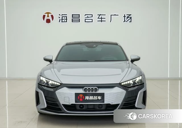 Audi e-tron GT id 4380384 из Китая 14