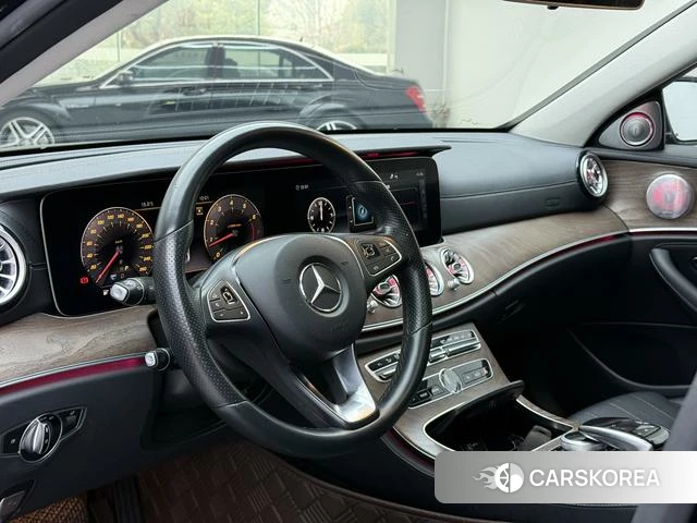 Mercedes-Benz E-class 2018 Черный из Китая, фото 6