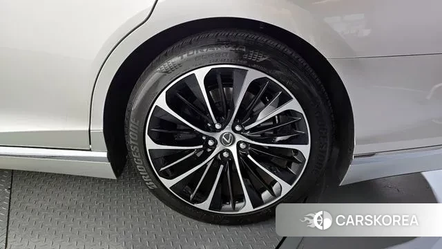 Lexus LS500 5th generation id 2884156 из Кореи 15