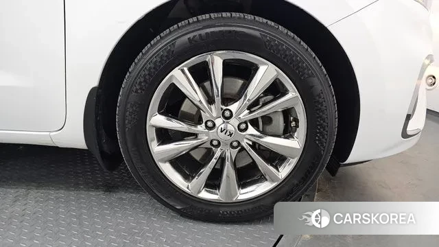 Kia The New Carnival id 3717994 из Кореи 15