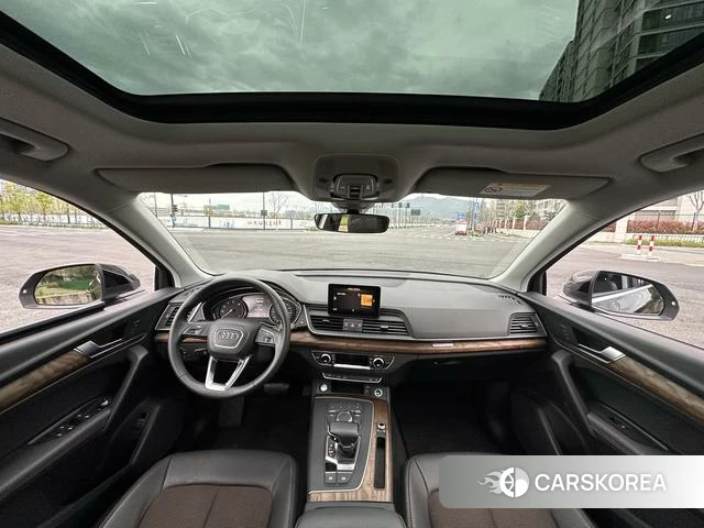 Audi Q5L id 4260606 из Китая 19