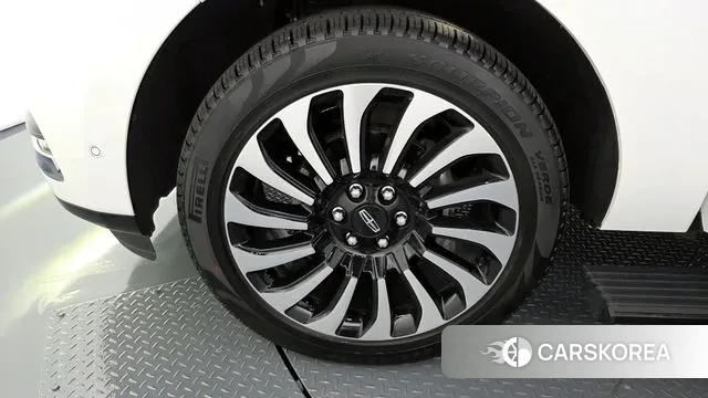 Lincoln Navigator 4th generation id 3353971 из Кореи 15