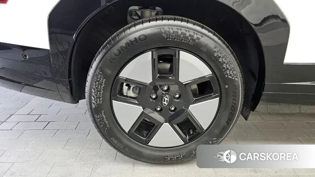 Hyundai Santa Fe (MX5) id 3776175 из Кореи 15