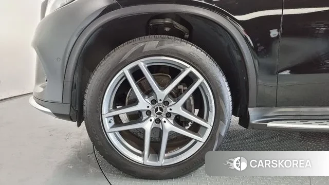 Mercedes-Benz GLE - Class W166 id 2995558 из Кореи 15