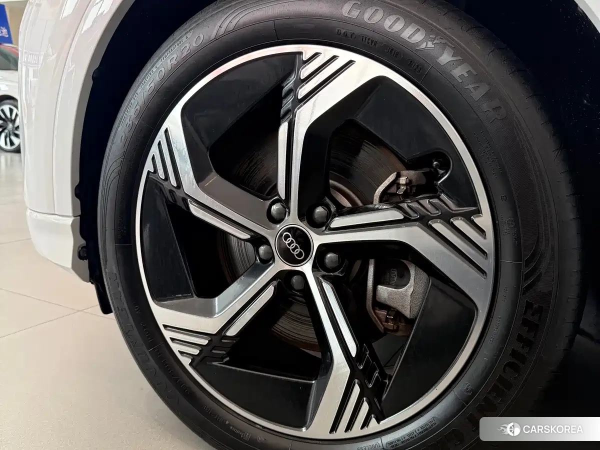 Audi Q4 e-tron id 4629750 из Китая 10