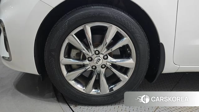 Kia The New Carnival id 4317832 из Кореи 15