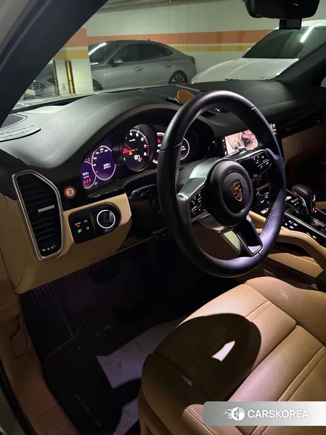 Porsche Cayenne (PO536) 2023 Жемчужный цвет из Кореи, фото 5