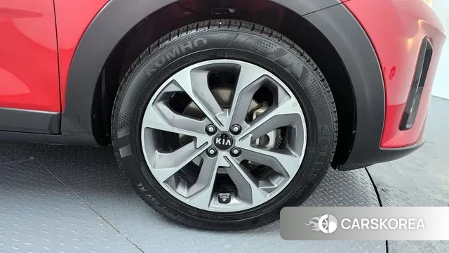 Kia Stonic id 3728355 из Кореи 15