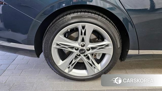 Genesis G90 (RS4) id 4249307 из Кореи 29