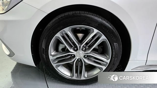 Hyundai Grandeur IG id 3834768 из Кореи 15