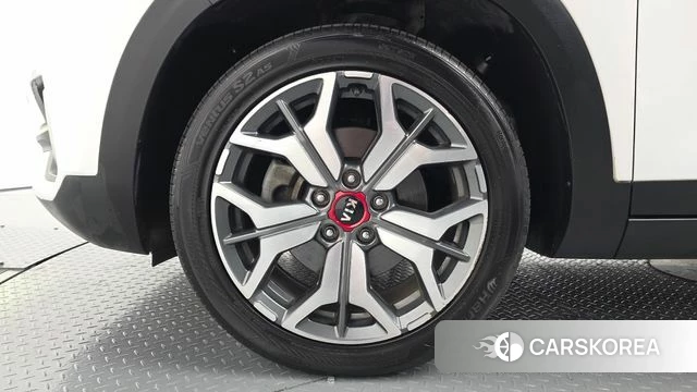 Kia Seltos id 4732607 из Кореи 15