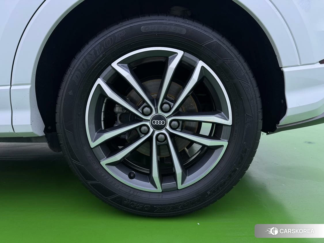 Audi Q3 id 4454246 из Китая 33