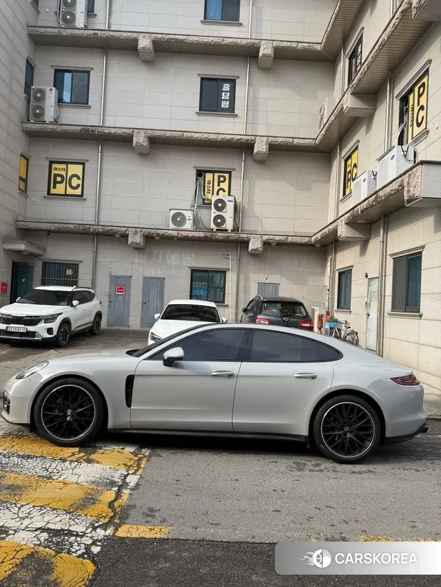 Porsche Panamera (971) 2018 Серебристо-серый из Кореи, фото 5