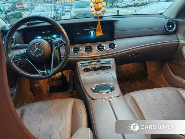 Mercedes-Benz E-class id 4307354 из Китая 9
