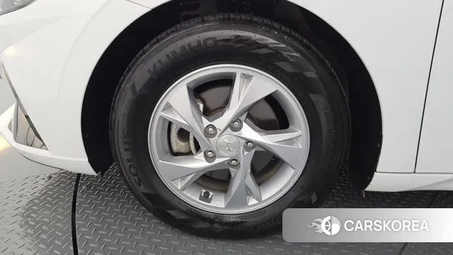 Hyundai Avante (CN7) id 3329467 из Кореи 15