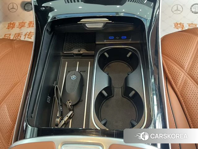 Mercedes-Benz Maybach S-class id 4321276 из Китая 23