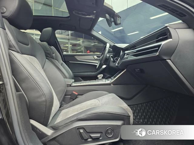 Audi A6L id 4275787 из Китая 17