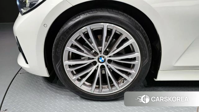 BMW 3 Series (G20) id 3795060 из Кореи 15