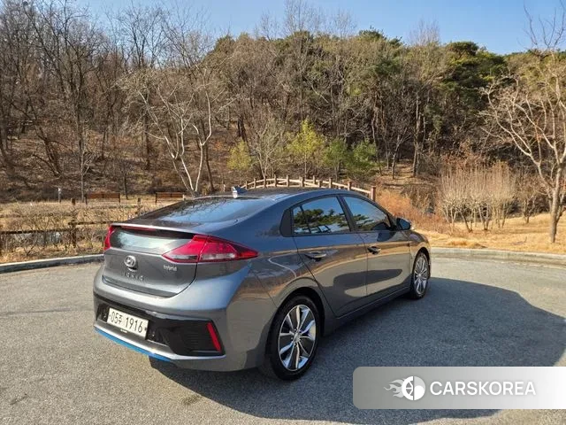 Hyundai Ionic Hybrid id 3583407 из Кореи 15