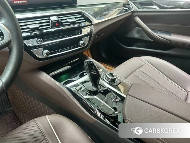 BMW 5 series id 4273343 из Китая 12