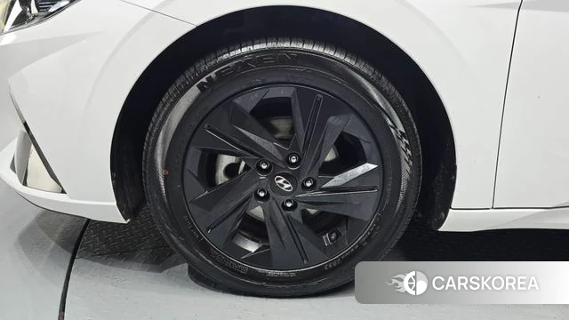 Hyundai Avante Hybrid (CN7) id 4561163 из Кореи 26