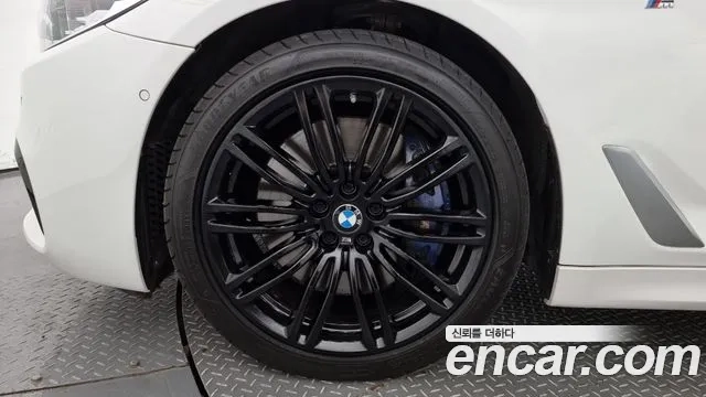 BMW 5 Series (G30) id 2876000 из Кореи 15