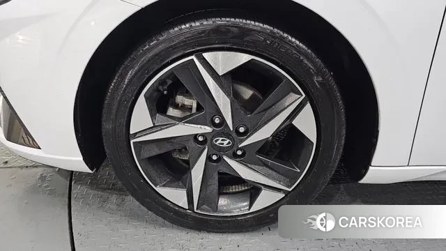 Hyundai Avante (CN7) id 3509375 из Кореи 15