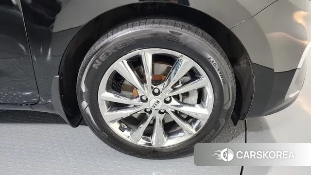 Kia The New Carnival id 3284700 из Кореи 15