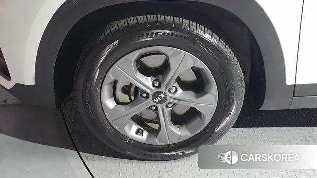 Kia Seltos id 4495568 из Кореи 25