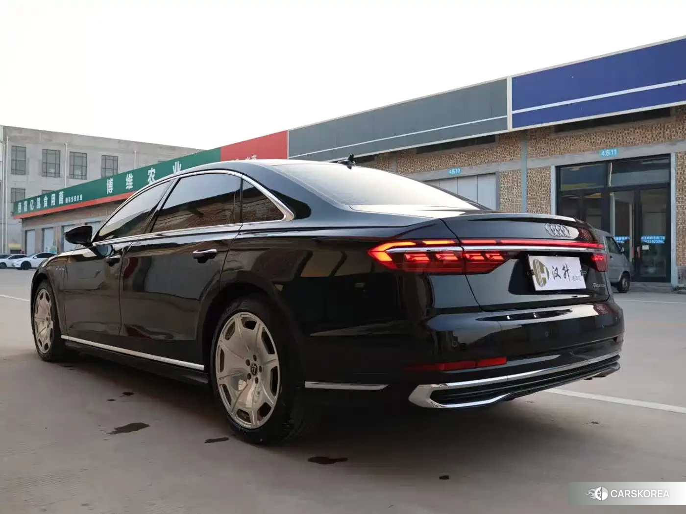 Audi A8 id 4599768 из Китая 9