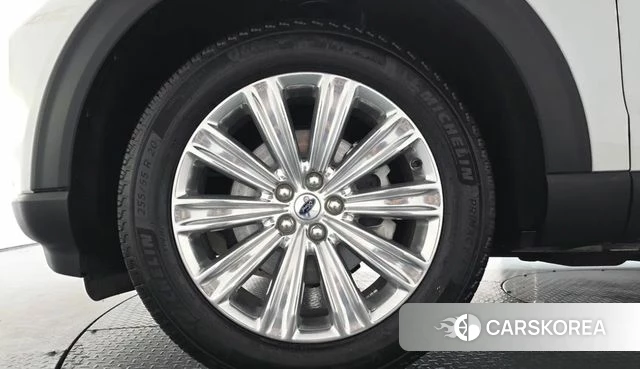 Ford Explorer 6th Generation 2023 Белый из Кореи, фото 5