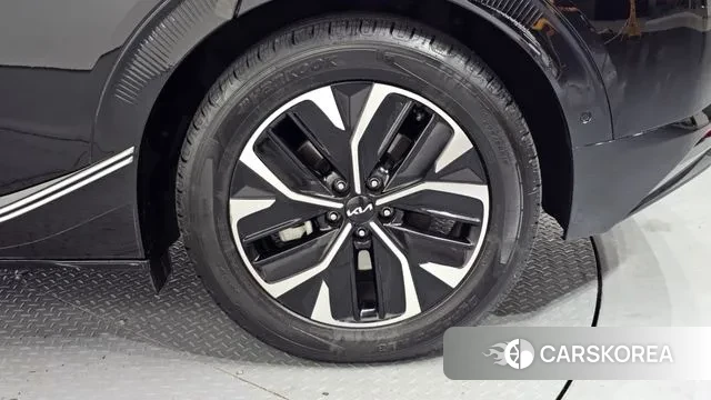 Kia EV6 id 3524054 из Кореи 15