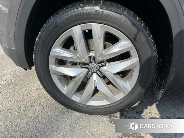 Volkswagen Tourang id 4207992 из Китая 18