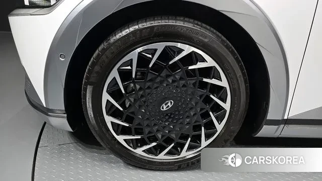 Hyundai Ionic 5 id 3735686 из Кореи 15