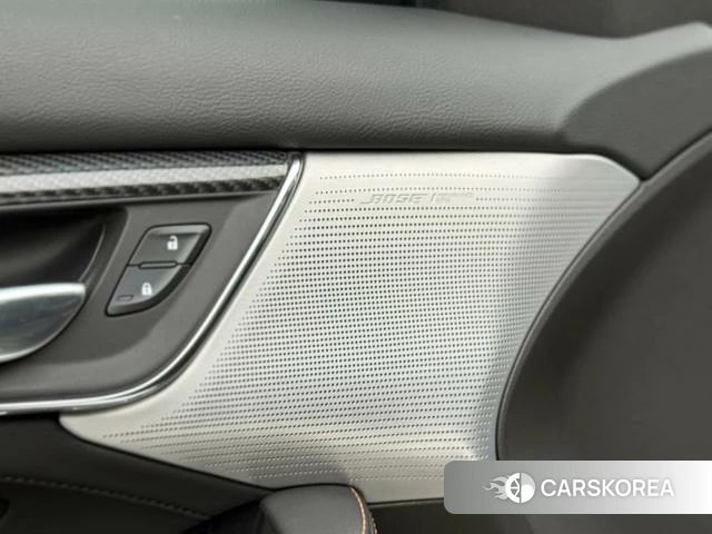 Cadillac CT5 id 4241895 из Китая 12