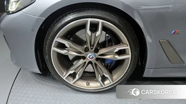 BMW 5 Series (G30) id 3310961 из Кореи 15