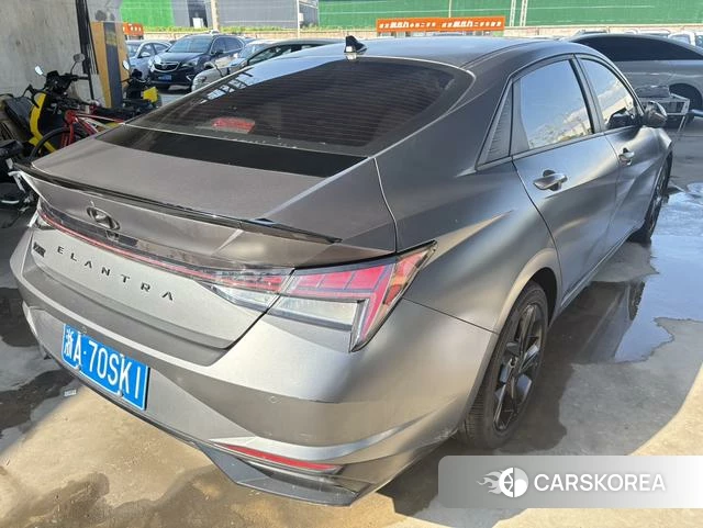 Hyundai Elantra 2023 Темно-серый из Китая, фото 5
