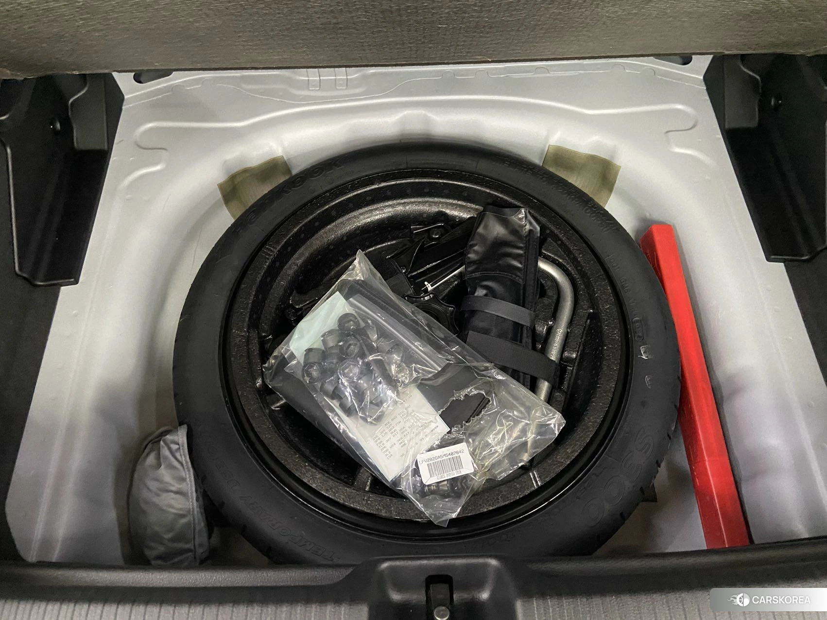 Audi Q2L id 4467376 из Китая 23