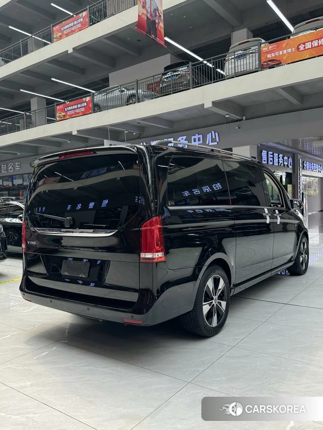 Mercedes-Benz V-class id 4259619 из Китая 11