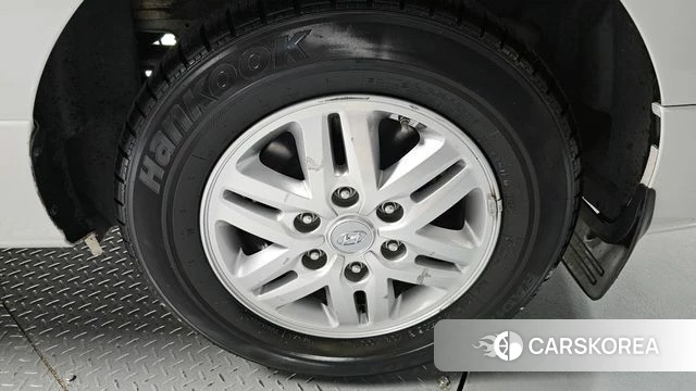 Hyundai The New Grand Starex id 3853594 из Кореи 15