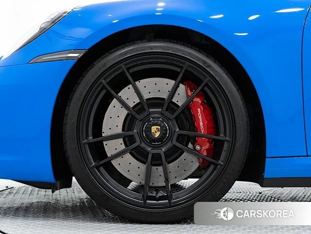 Porsche 911(992) id 4640473 из Кореи 14