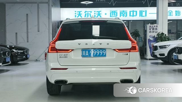 Volvo XC60 2018 Белый из Китая, фото 6