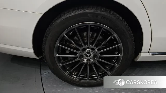 Mercedes-Benz E-Class W213 id 3468197 из Кореи 15