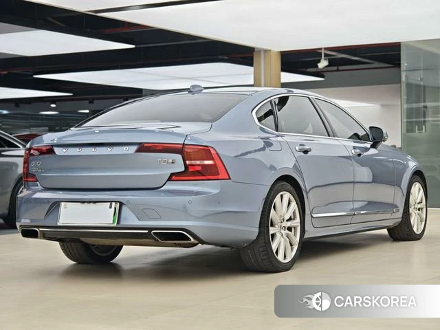 Volvo S90 PHEV id 4219954 из Китая 12