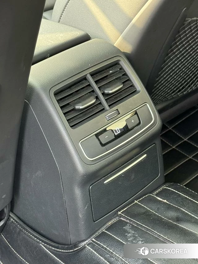 Audi A4L id 4277420 из Китая 15