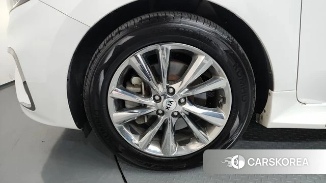 Kia The New Carnival id 4345701 из Кореи 30